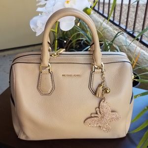 MICHAEL KORS MERCER OYSTER DUFFLE